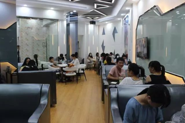 每天咖啡合适喝几杯_咖啡每天喝多少合适_每天适量喝咖啡