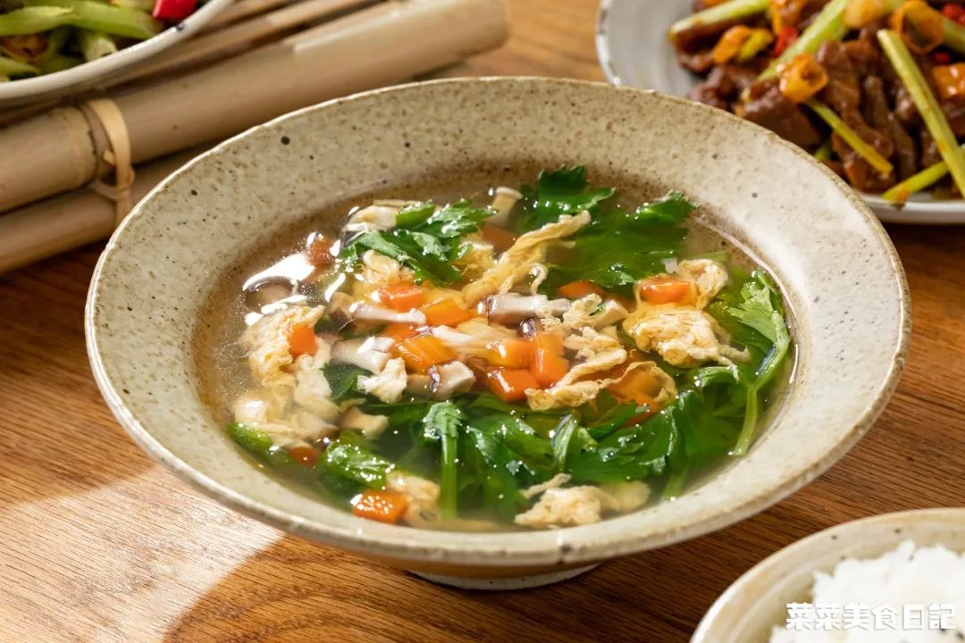 南瓜炒的做法家常做法_南瓜素炒怎么做_潮汕美食素炒南瓜的做法