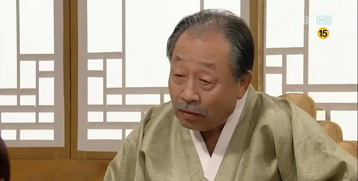 韩国家庭形态有哪些_韩国家庭日常饮食_韩国家庭日常