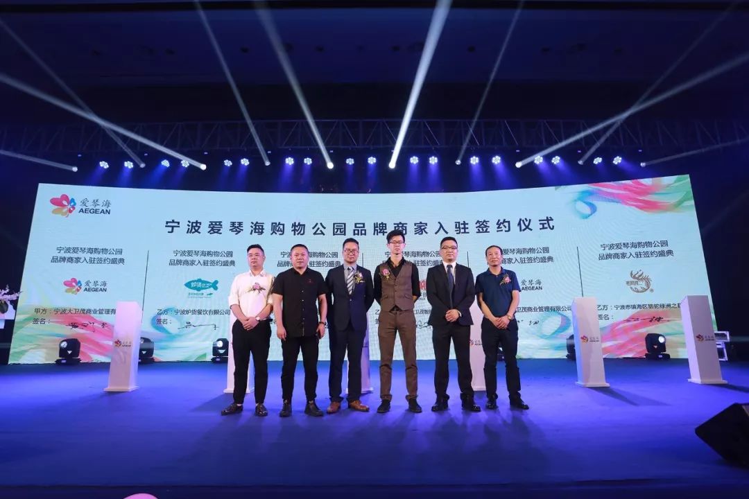 骆驼红星国际广场美食_骆驼广场红星美食国际店_骆驼红星国际二期户型图