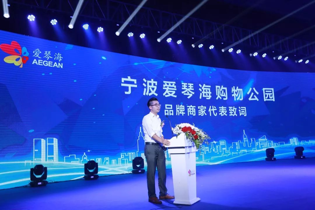 骆驼红星国际广场美食_骆驼广场红星美食国际店_骆驼红星国际二期户型图