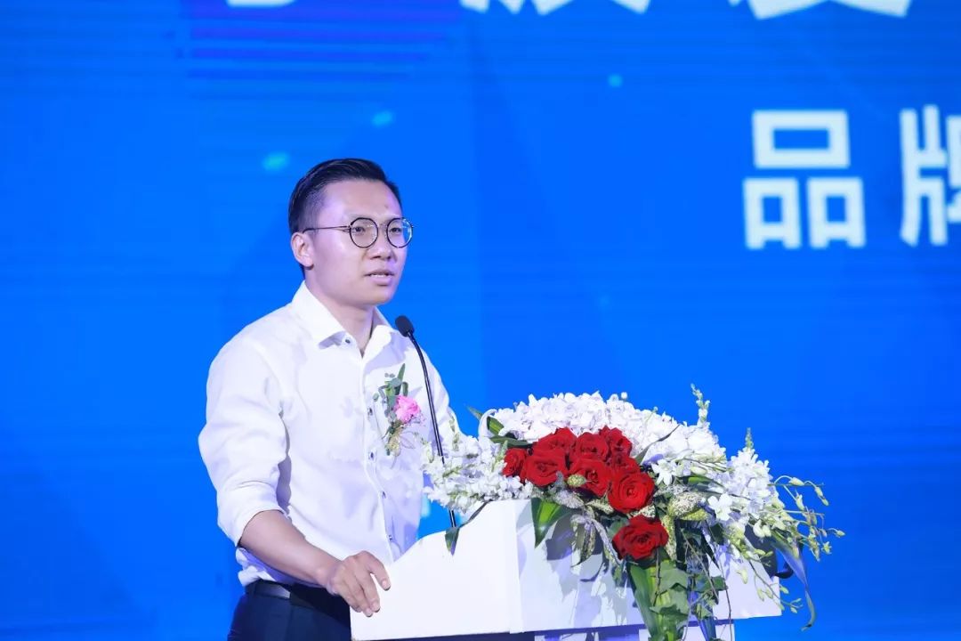 骆驼红星国际二期户型图_骆驼红星国际广场美食_骆驼广场红星美食国际店