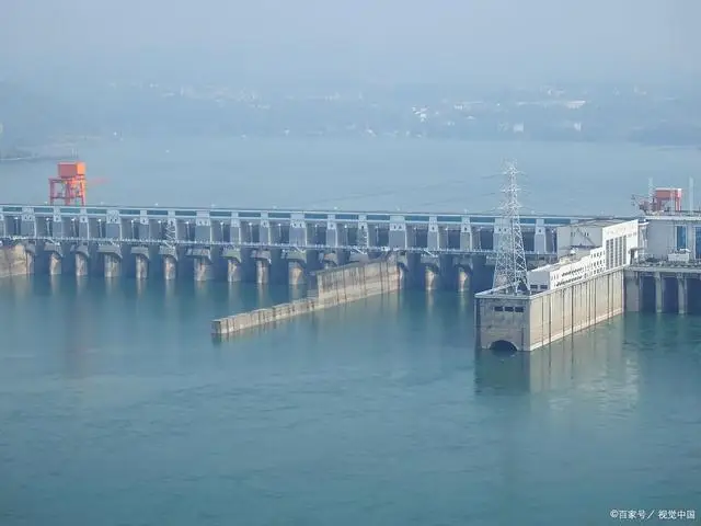 跟龙须酥差不多的糕点_龙须酥需要什么材料_做龙须酥视频