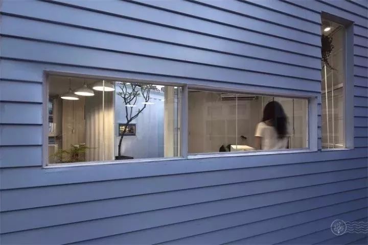 咖啡厅集装箱_咖啡馆展示柜_集装箱咖啡馆设计