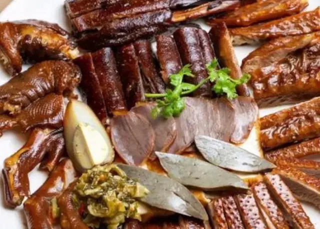 美食潮汕金鼎店地址_金鼎美食潮汕_金鼎记潮汕牛肉火锅怎么样