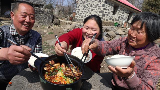 陈说的美食_美食陈说胖妹_陈说美食个人美食视频