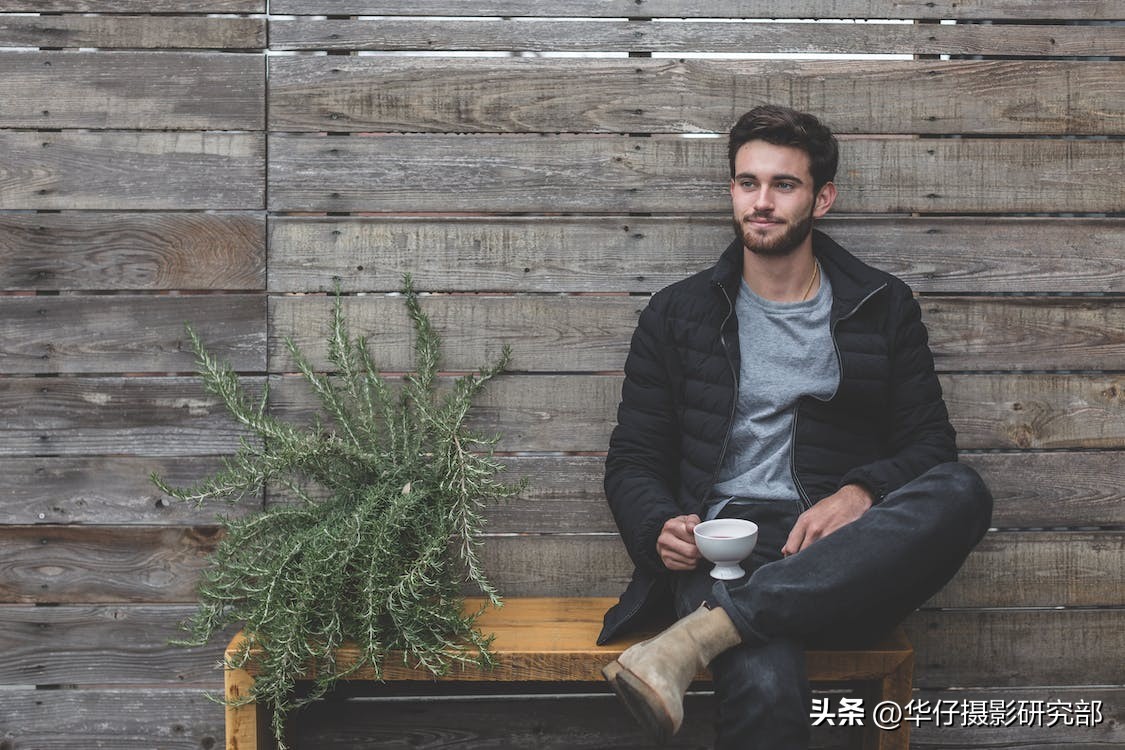 拍照姿势大全摆法男生_拍照姿势男生帅气_生活拍照姿势技巧男