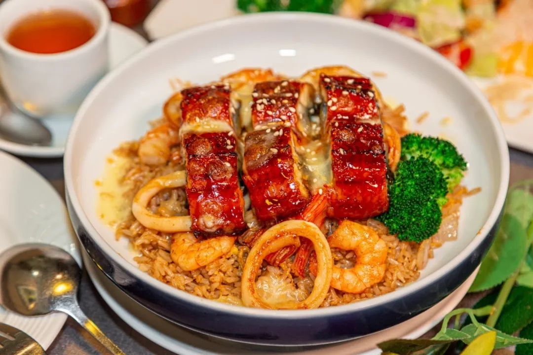 人家吃西餐_吃西餐的人懂情调吗_和人吃西餐