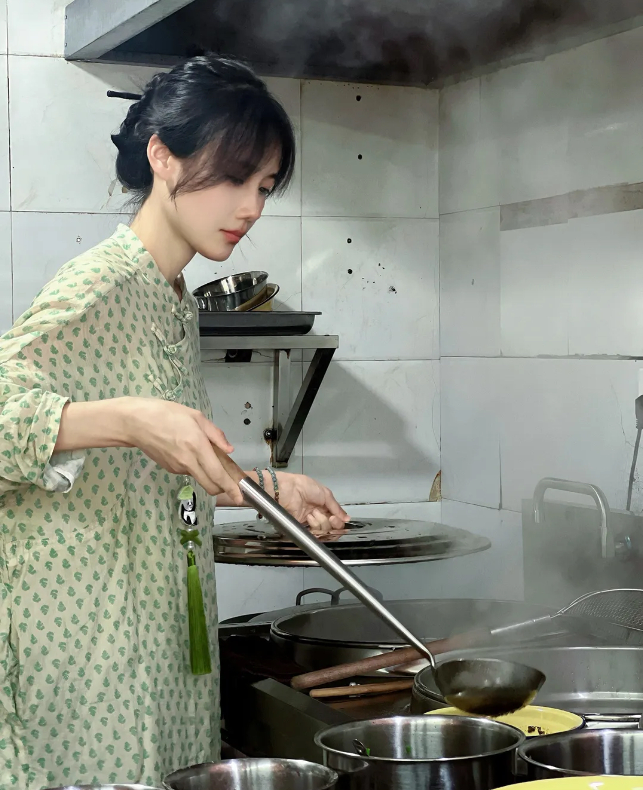 观音桥红鼎国际小姐_观音桥红鼎国际租房_红鼎国际的美食