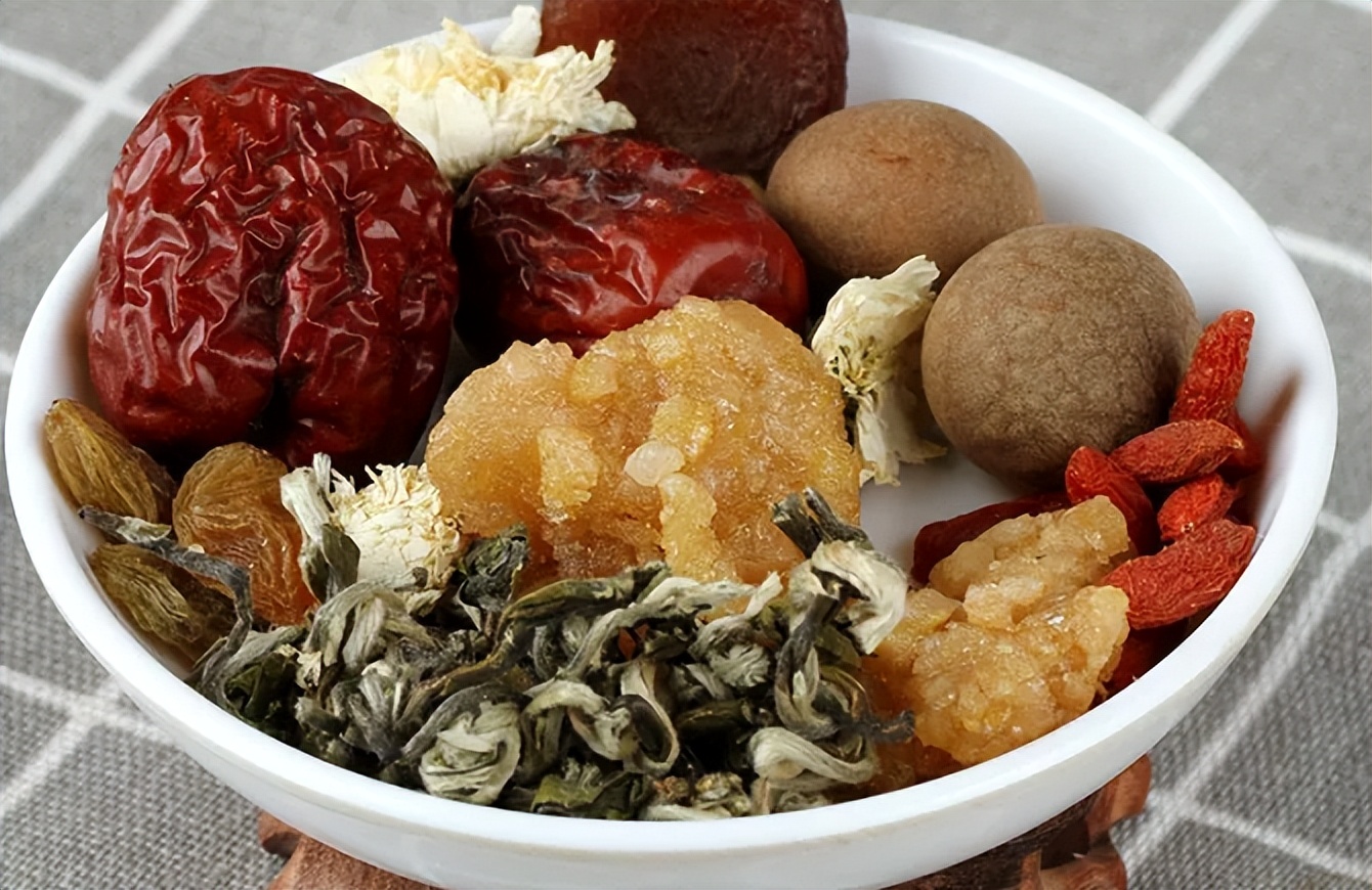 兰州炮台村_兰州最有名的三炮台茶品牌_兰州当地特色三炮台茶餐厅