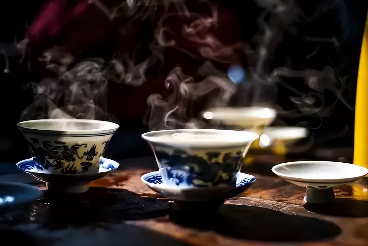 兰州当地特色三炮台茶餐厅_兰州最有名的三炮台茶品牌_兰州炮台村