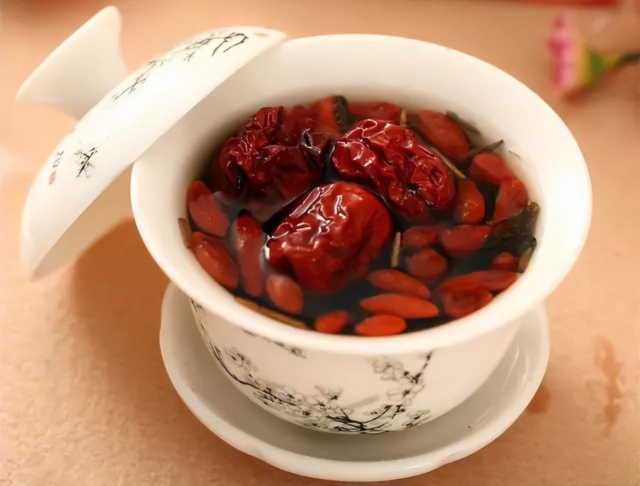 兰州最有名的三炮台茶品牌_兰州炮台村_兰州当地特色三炮台茶餐厅