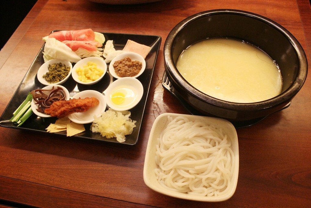 广场美食国际丰臣店地址_广场美食国际丰臣店电话_丰臣国际广场 美食