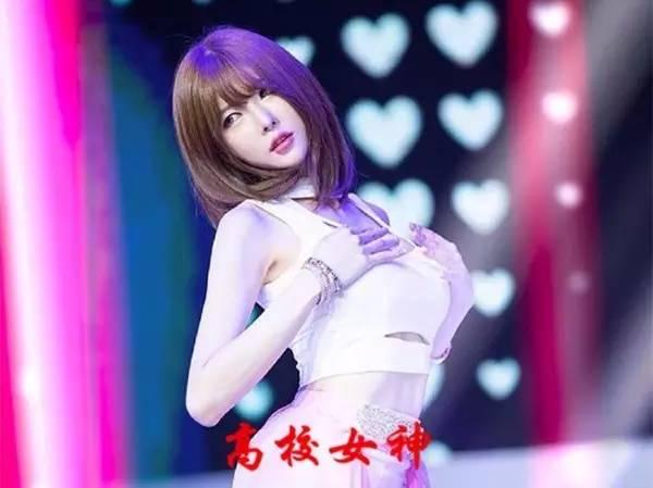 周杰伦电竞玩家是谁_电竞玩家周杰伦_电竞界的周杰伦是谁
