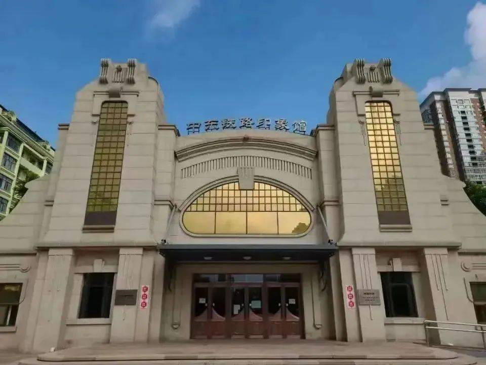 早餐餐厅西马迭尔怎么做_马迭尔西餐厅招牌菜_马迭尔西餐厅的早餐