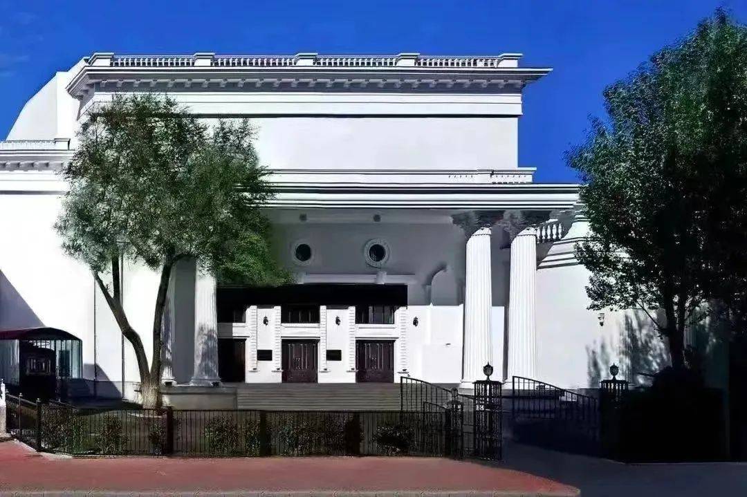 马迭尔西餐厅招牌菜_马迭尔西餐厅的早餐_早餐餐厅西马迭尔怎么做
