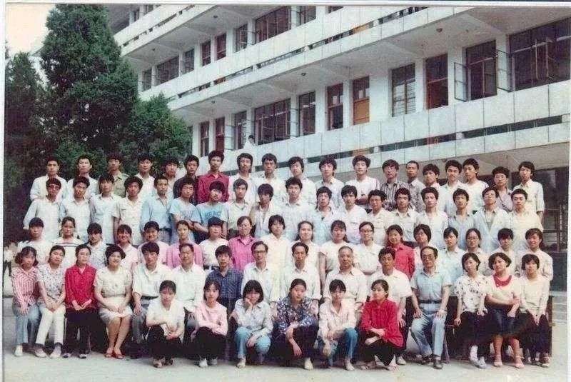 大赛创业名字故事怎么写_创业大赛起名_创业故事大赛名字